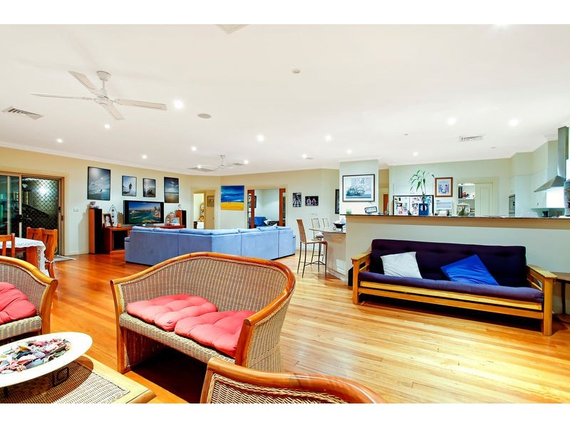 26 Townsend Avenue, Avoca Beach NSW 2251