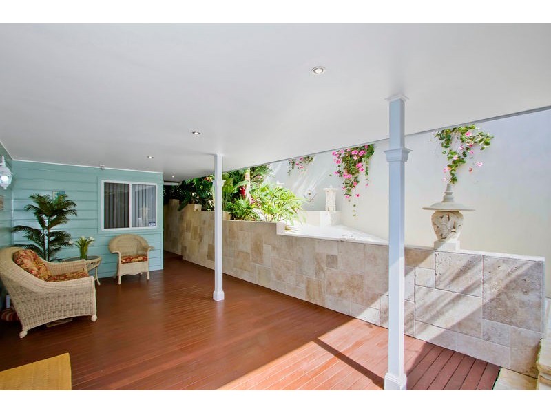 38 Fairscene Crescent, Avoca Beach NSW 2251