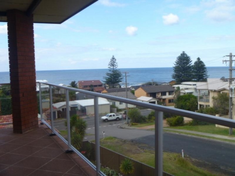 3/3 Prince Street, Wamberal NSW 2260