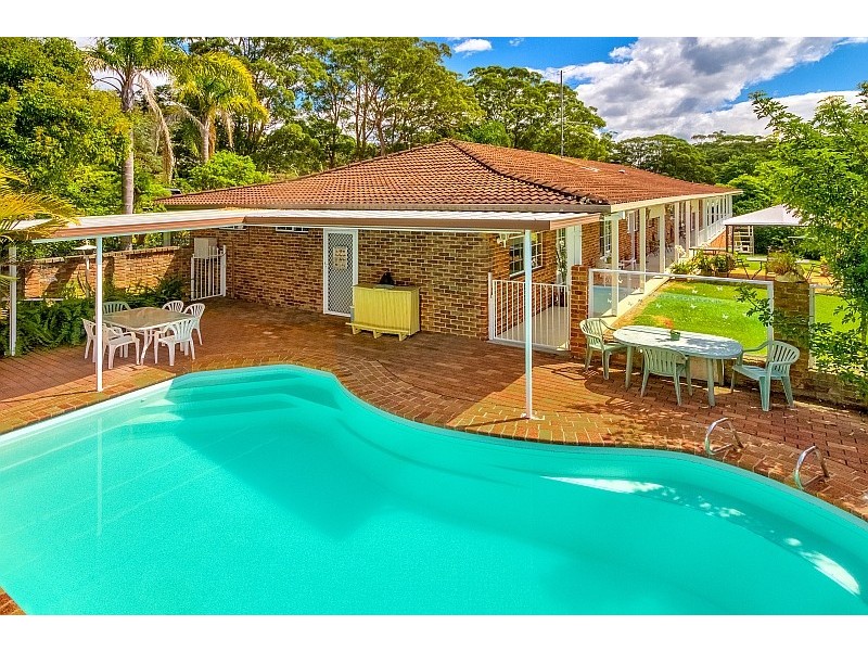 229 Hillside Road, Avoca Beach NSW 2251