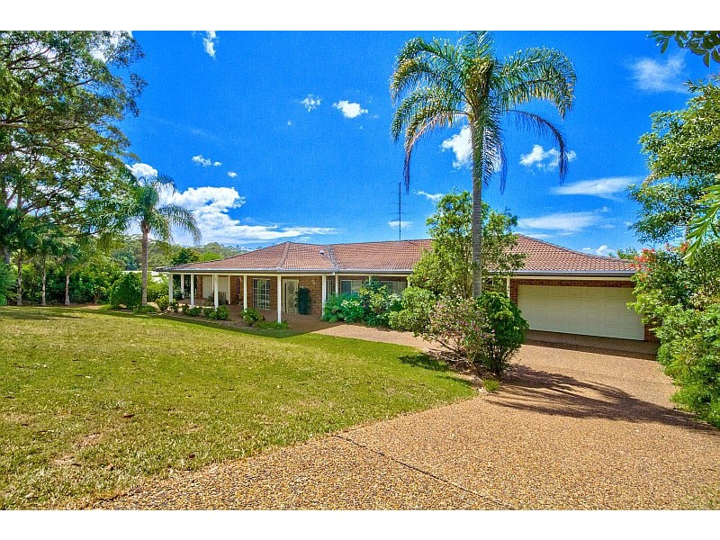 229 Hillside Road, Avoca Beach NSW 2251