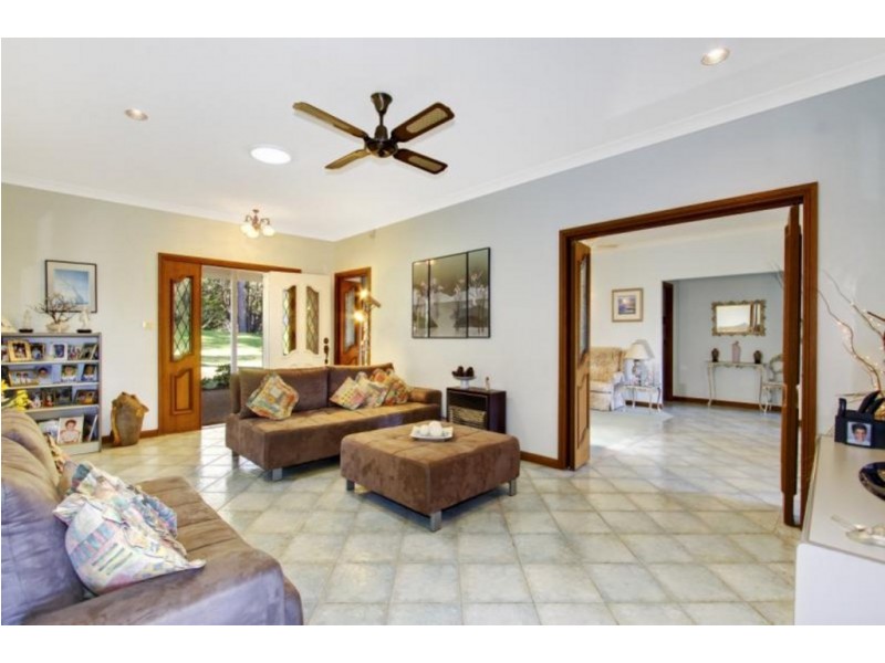 229 Hillside Road, Avoca Beach NSW 2251