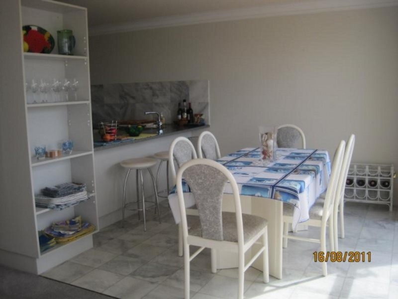 9/21-23 North Avoca Parade “The Pines”, North Avoca NSW 2260