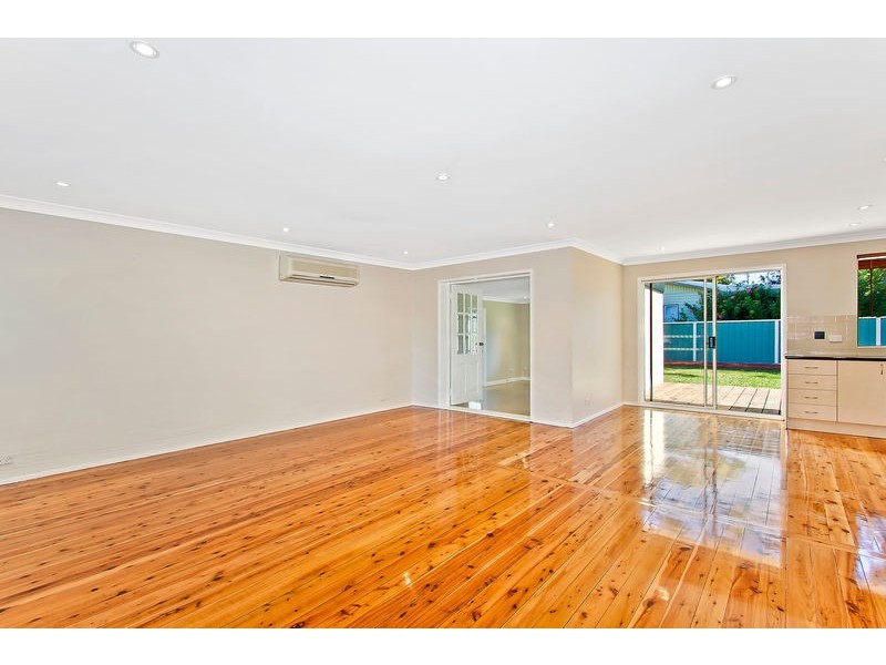 16 Sierra Avenue, Bateau Bay NSW 2261