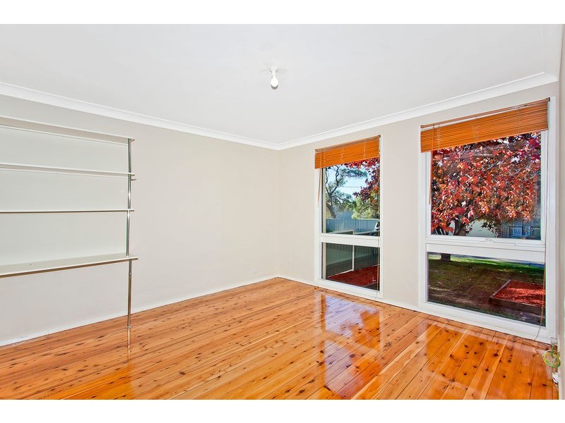 16 Sierra Avenue, Bateau Bay NSW 2261