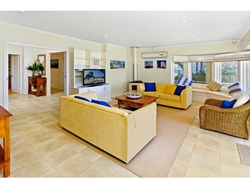 44 Ocean Street, North Avoca NSW 2260