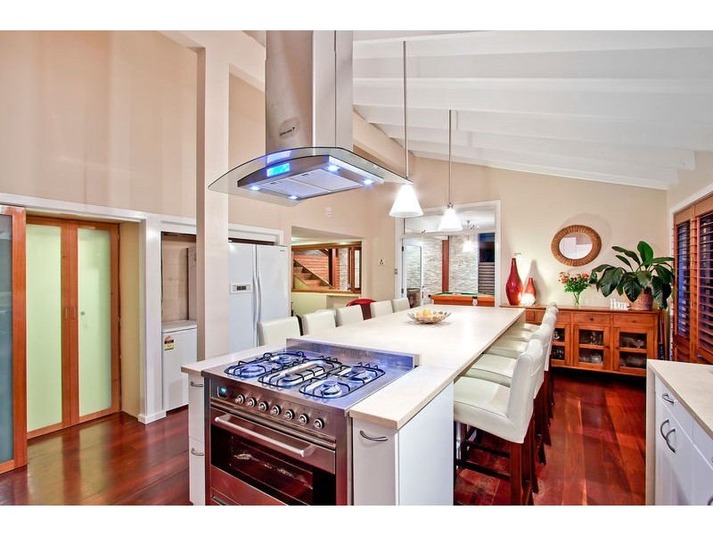 32 Carolina Park Road, Avoca Beach NSW 2251