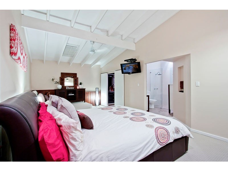 32 Carolina Park Road, Avoca Beach NSW 2251