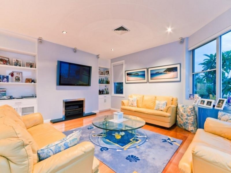 5 “Peeks Point” 1-3 Caroline Street, East Gosford NSW 2250