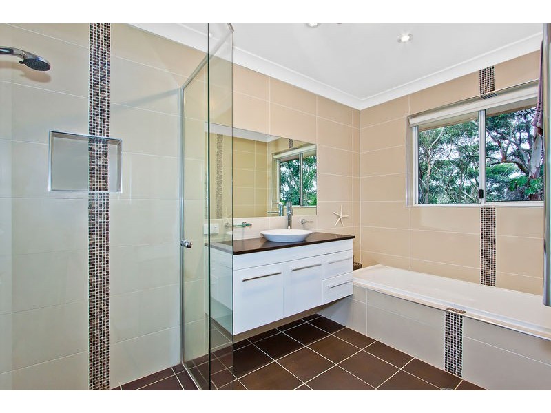 40 Lake Shore Drive, North Avoca NSW 2260