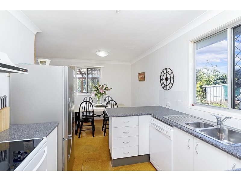 5 Narrawa Avenue, Erina NSW 2250