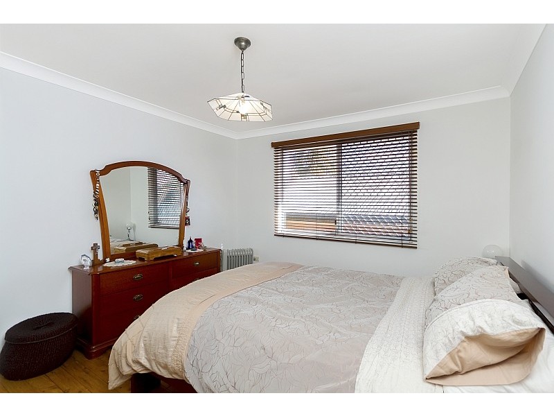 5 Narrawa Avenue, Erina NSW 2250