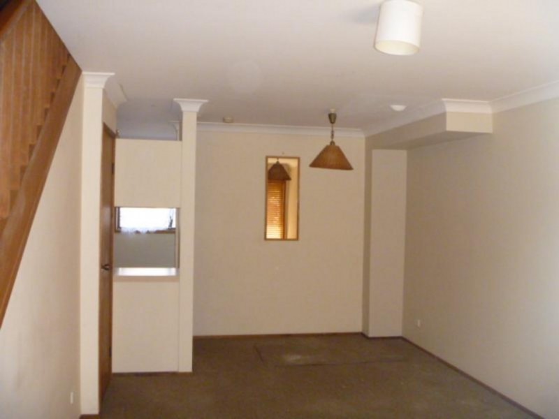 63 Davies Street, Kincumber NSW 2251