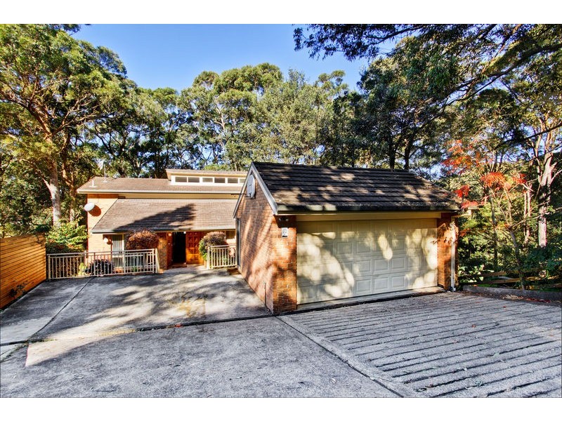 121 Hillside Road, Avoca Beach NSW 2251