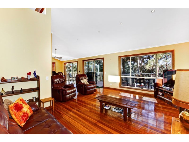 121 Hillside Road, Avoca Beach NSW 2251