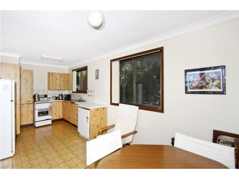 25 Fiesta, Copacabana NSW 2251