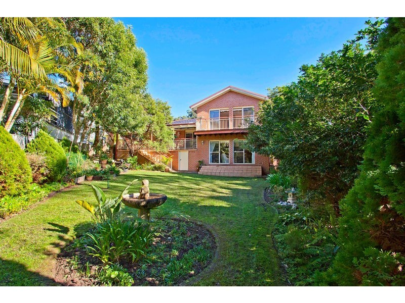 13 Golden Grove Circuit, Terrigal NSW 2260