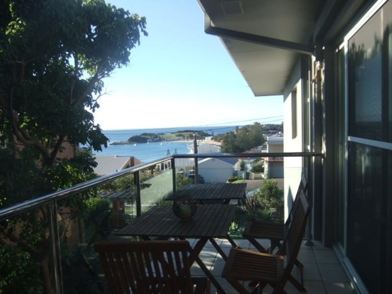 8/21 Barnhill road, Terrigal NSW 2260