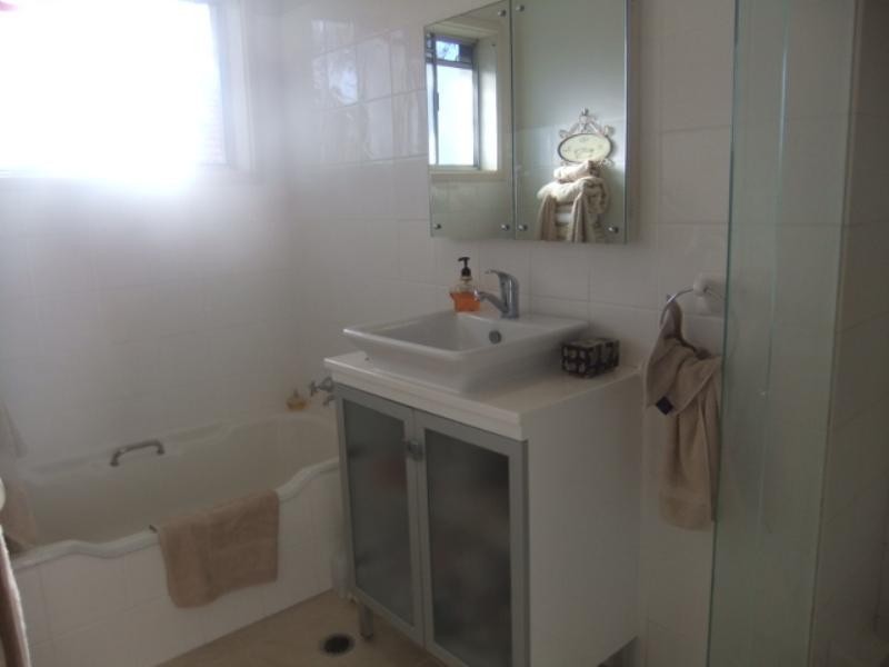 8/21 Barnhill road, Terrigal NSW 2260