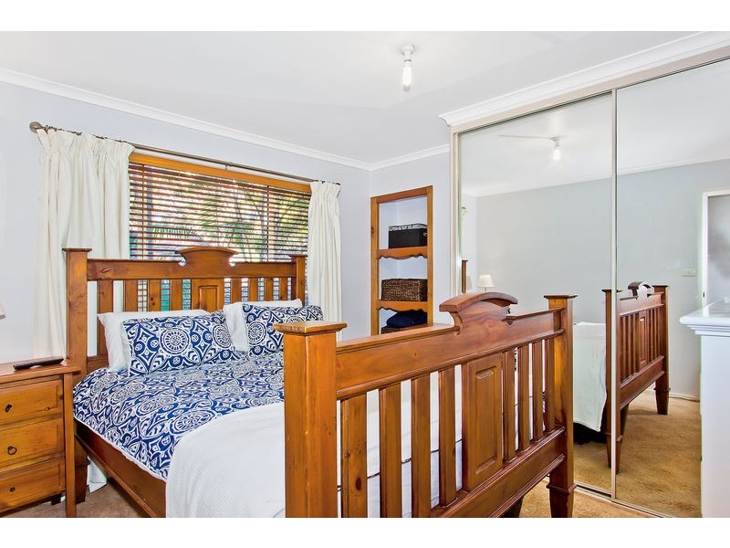 141 Lake Shore Drive, North Avoca NSW 2260