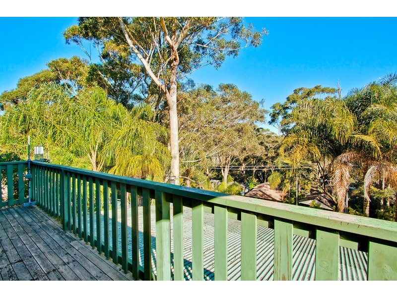 141 Lake Shore Drive, North Avoca NSW 2260