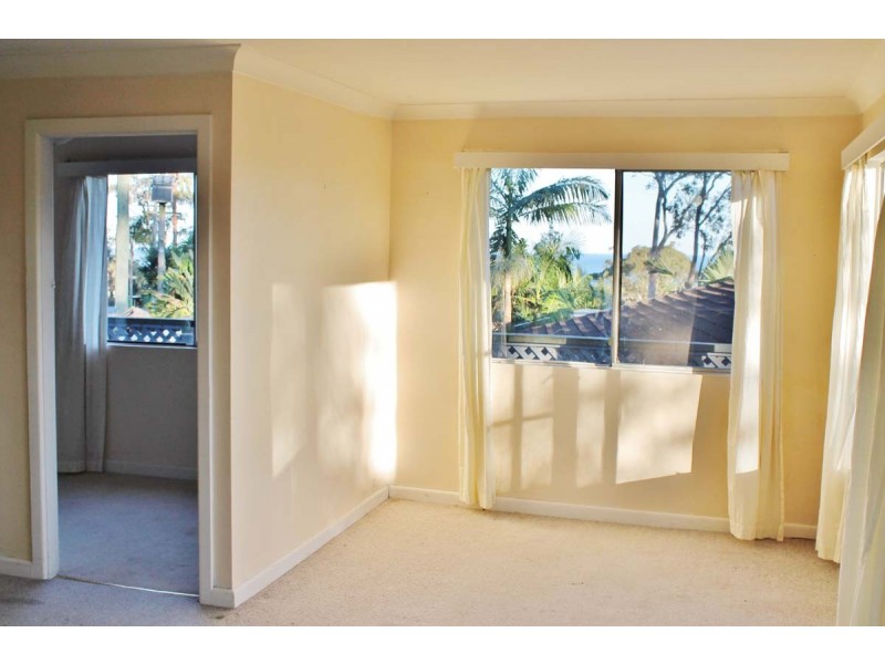 29 Easter Parade, North Avoca NSW 2260