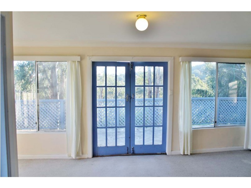 29 Easter Parade, North Avoca NSW 2260