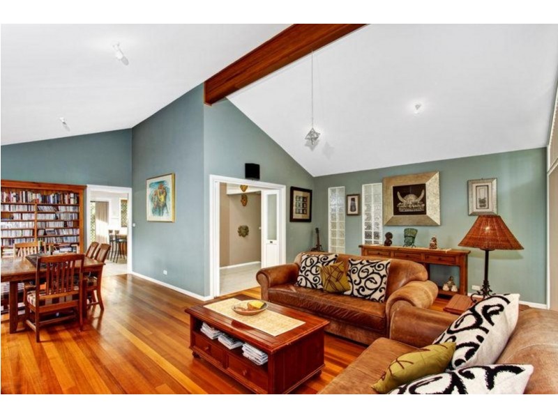 48 Surfrider Ave, North Avoca NSW 2260