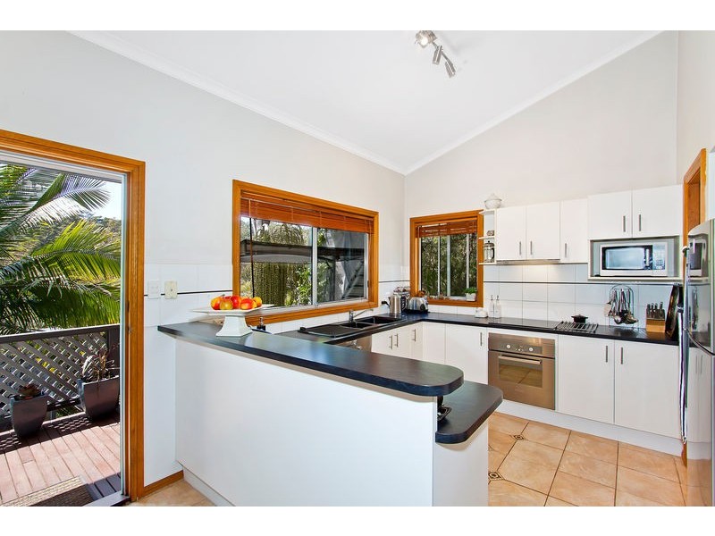 14 Harcourt Place, North Avoca NSW 2260