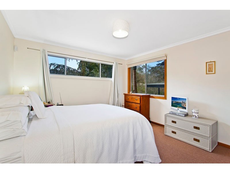 14 Harcourt Place, North Avoca NSW 2260