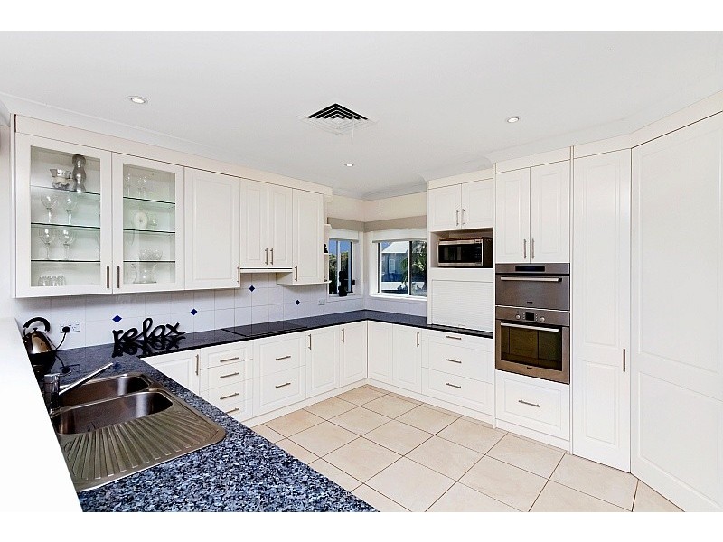 81 Tramway Road, North Avoca NSW 2260