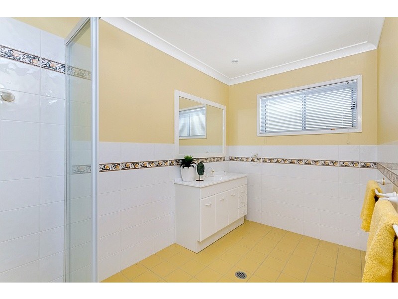 81 Tramway Road, North Avoca NSW 2260