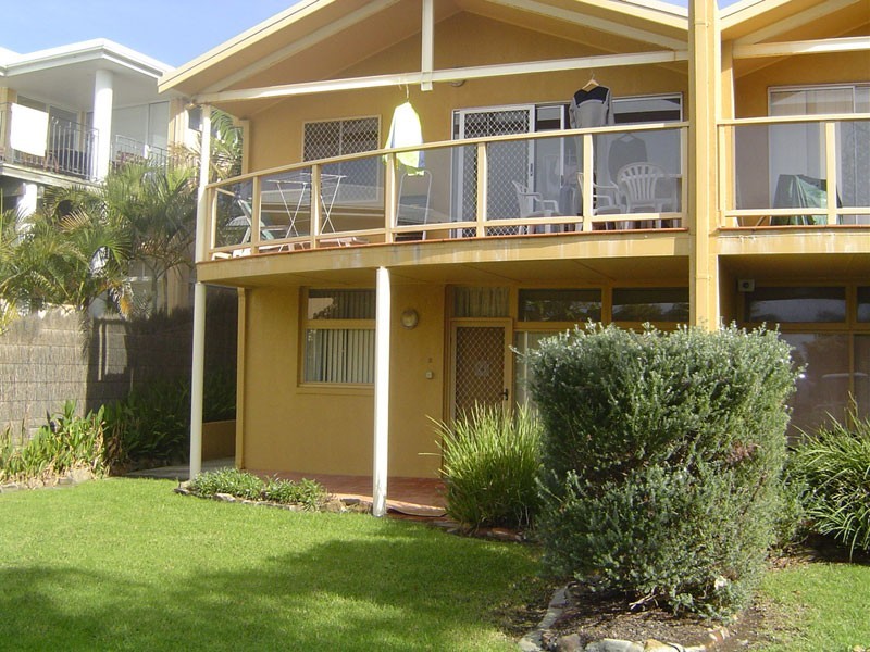 2/133 Ocean View Drive, Wamberal NSW 2260