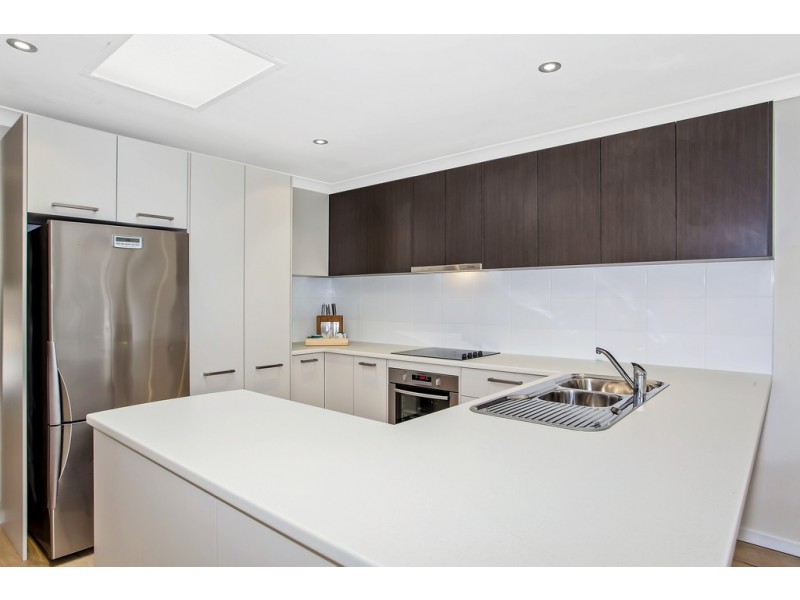 2/234 Cresthaven Avenue, Bateau Bay NSW 2261