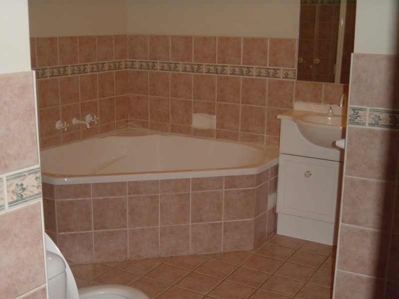 1/4 Karla Avenue, Terrigal NSW 2260