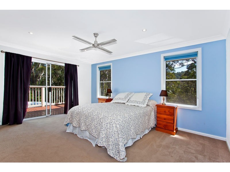 11 Peel Street, Avoca Beach NSW 2251