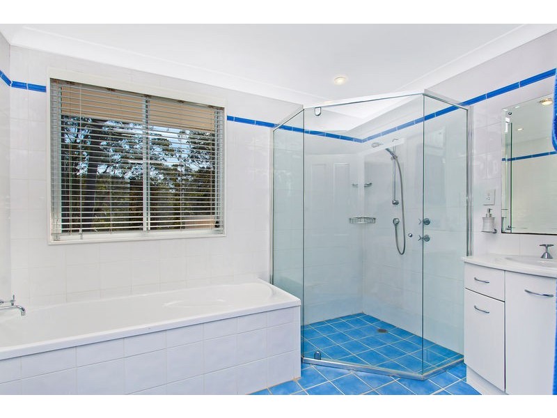 11 Peel Street, Avoca Beach NSW 2251