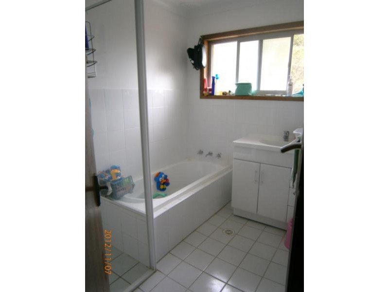 2 Courigal, Kincumber NSW 2251