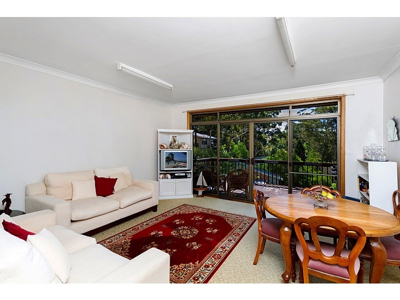 24 Fairscene Crescent, Avoca Beach NSW 2251