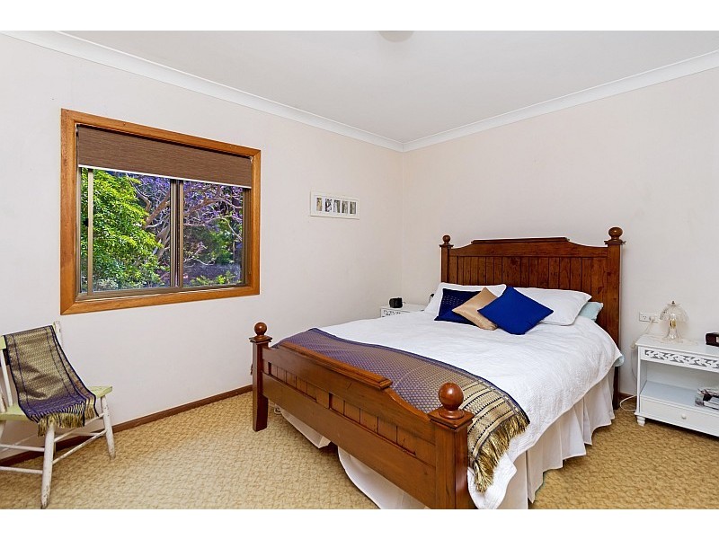 24 Fairscene Crescent, Avoca Beach NSW 2251