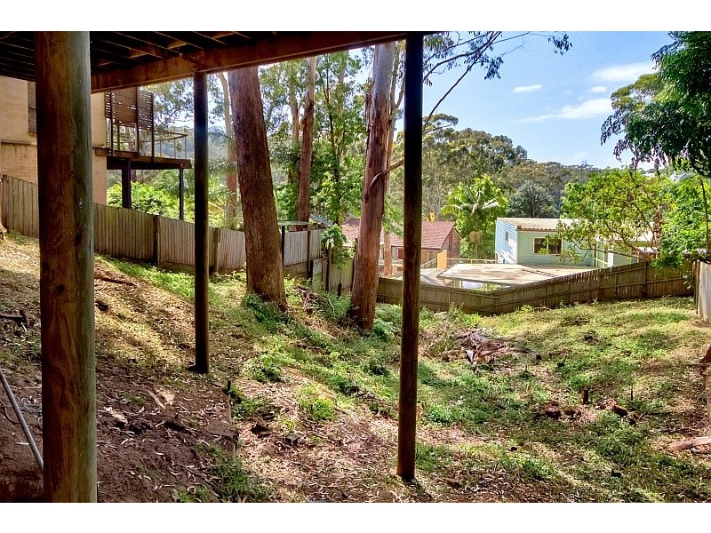 18 Beachcomber Parade, North Avoca NSW 2260