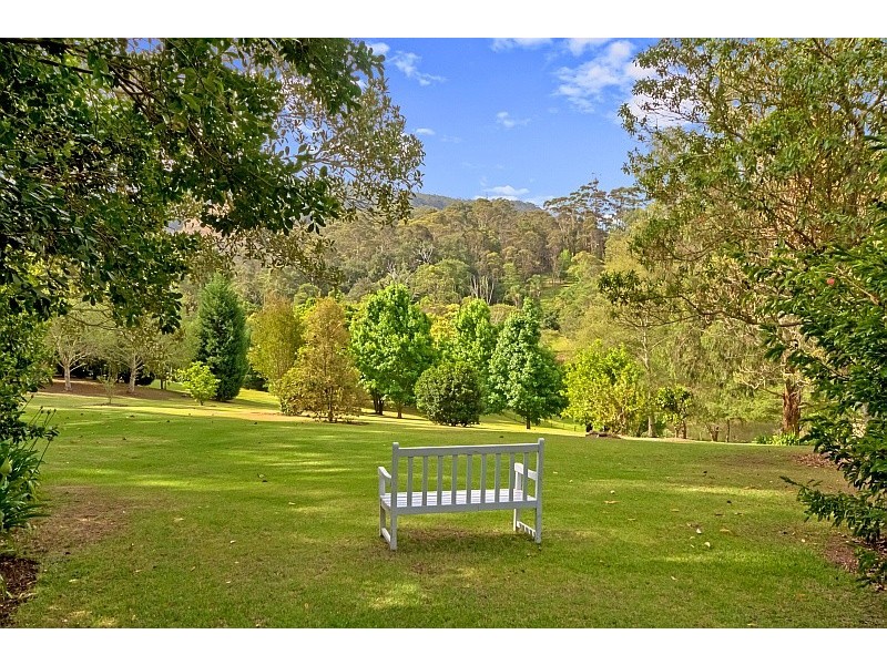 247 Avoca Drive, Kincumber NSW 2251