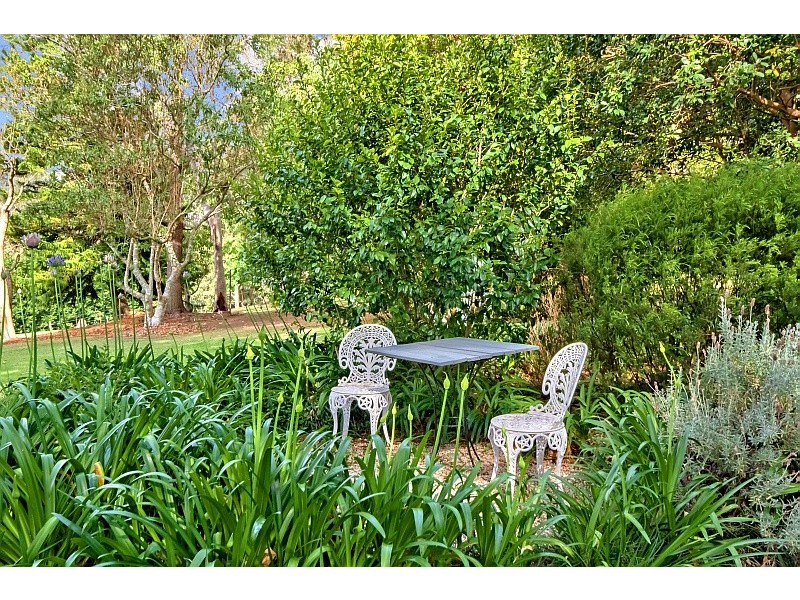 247 Avoca Drive, Kincumber NSW 2251