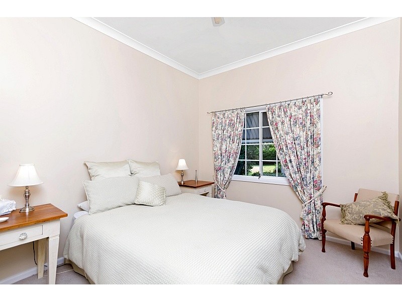 247 Avoca Drive, Kincumber NSW 2251