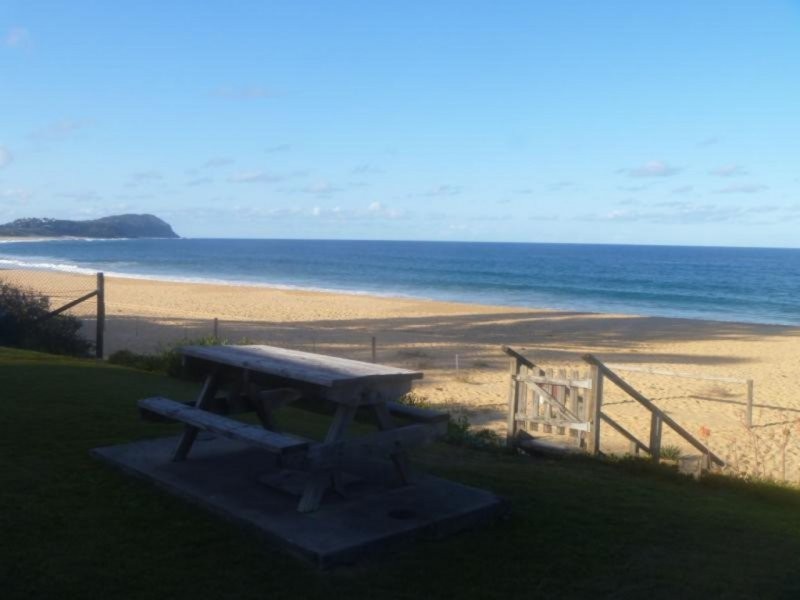 2/15 Pacific Street, Terrigal NSW 2260