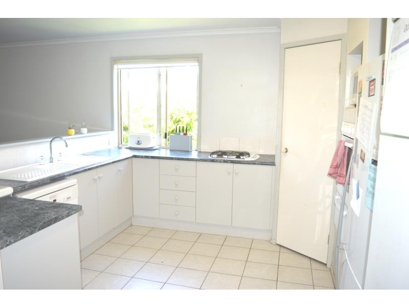 10a Judy Anne, Green Point NSW 2251