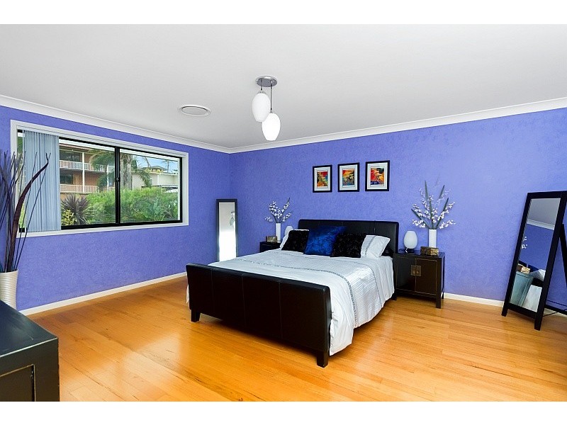 17 Renown Street, Wamberal NSW 2260