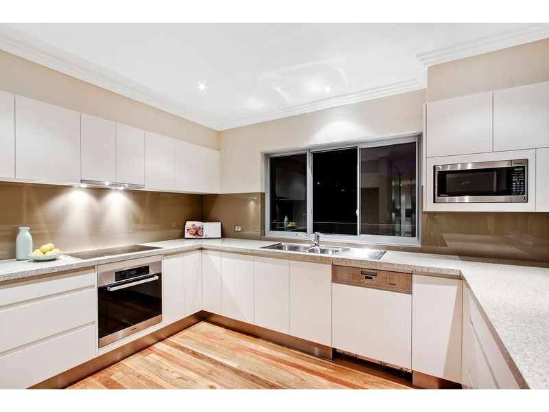 2/28 Avoca Drive, Avoca Beach NSW 2251