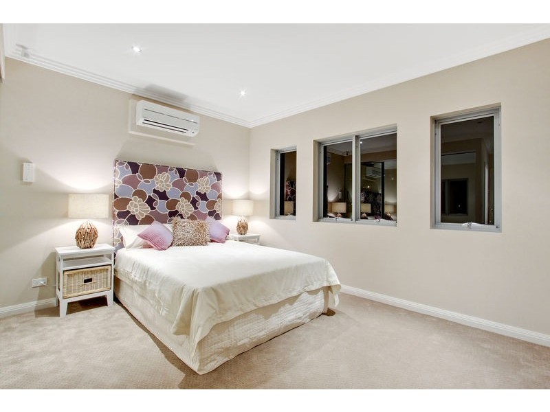 2/28 Avoca Drive, Avoca Beach NSW 2251