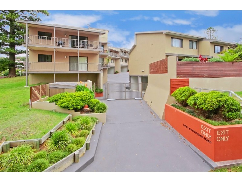 14/15 Kurrawyba Avenue, Terrigal NSW 2260